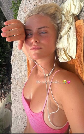 Sofie Houman Голи Изтичания OnlyFans Снимки 11