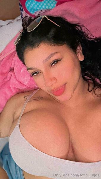 sofie_juggs Голи Изтичания OnlyFans Снимки 7
