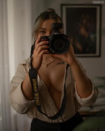 Sofie Richter Голи Изтичания OnlyFans Снимки 2