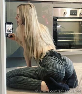 sofieskyefree