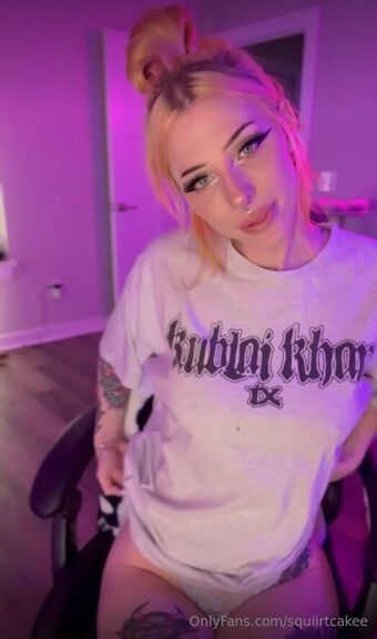 sqrtcake Голи Изтичания OnlyFans Снимки 13