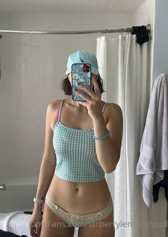 strberrylemoncloud Голи Изтичания OnlyFans Снимки 28