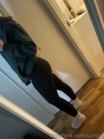 sumiro Голи Изтичания OnlyFans Снимки 2