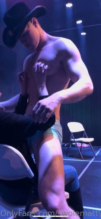 swolemattyy Голи Изтичания OnlyFans Снимки 14