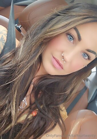 talfourtwenty Голи Изтичания OnlyFans Снимки 9