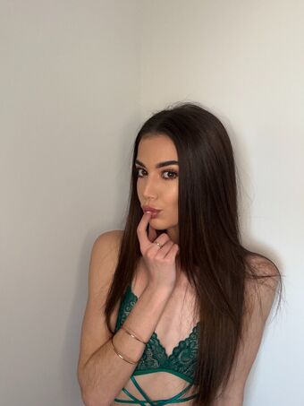 tara_tiny Голи Изтичания OnlyFans Снимки 25