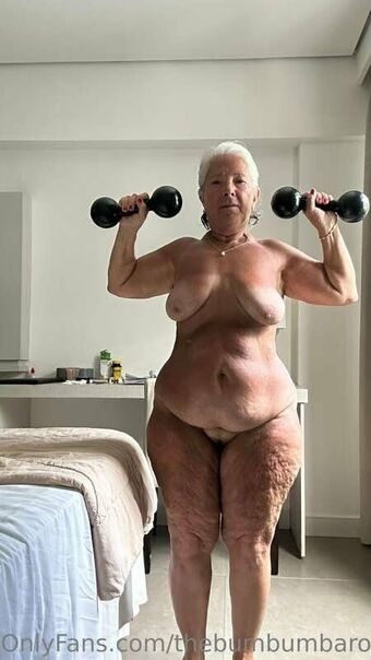 thebumbumbaroness Голи Изтичания OnlyFans Снимки 32