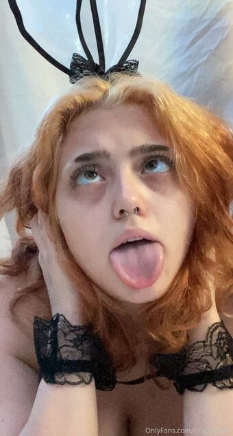 tiny_punker Голи Изтичания OnlyFans Снимки 12