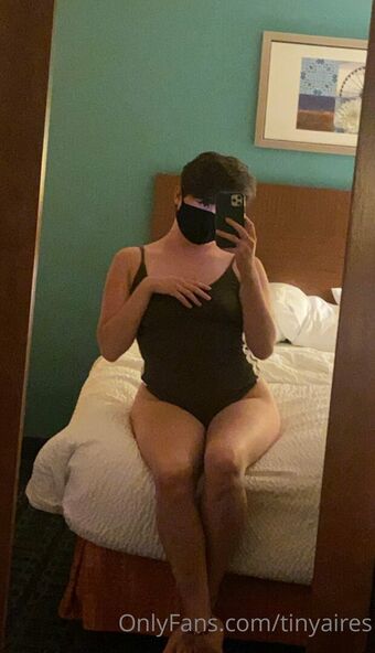 tinyaires Голи Изтичания OnlyFans Снимки 4