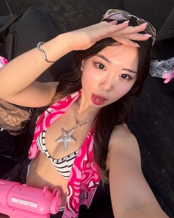 tr.ivia Голи Изтичания OnlyFans Снимки 14