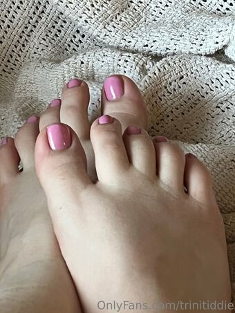 trinitiddie Голи Изтичания OnlyFans Снимки 18