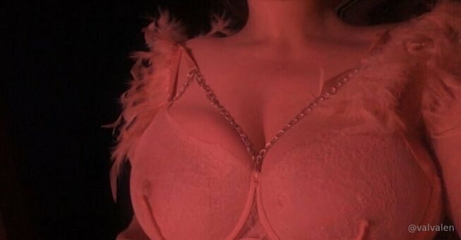 valvalen Голи Изтичания OnlyFans Снимки 2