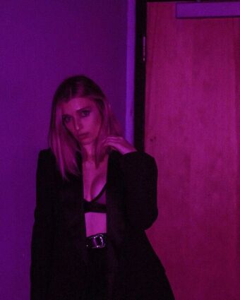 Verite Голи Изтичания OnlyFans Снимки 16