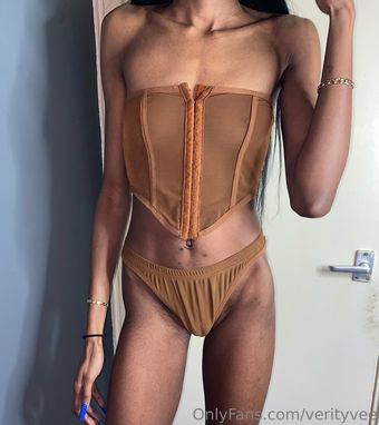 verityvee Голи Изтичания OnlyFans Снимки 4
