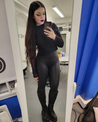 Vicky Psarakis