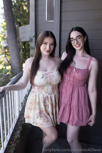 Violet Greyx