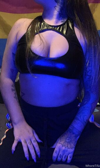 whoretifa Голи Изтичания OnlyFans Снимки 17