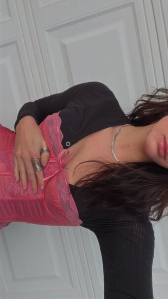 Willow Shields Голи Изтичания OnlyFans Снимки 220