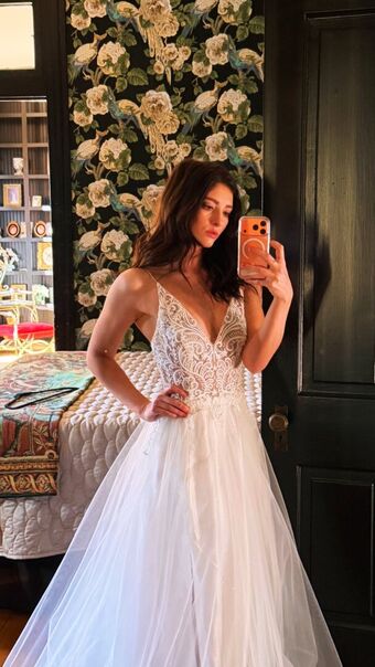 Willow Shields Голи Изтичания OnlyFans Снимки 227