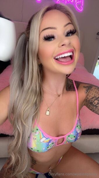 wydstepsissy Голи Изтичания OnlyFans Снимки 363