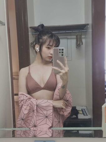 Xeora Голи Изтичания OnlyFans Снимки 6