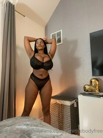 Yanithebbody1 Голи Изтичания OnlyFans Снимки 16