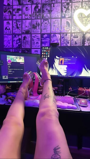 Yeahm8r Голи Изтичания OnlyFans Снимки 39
