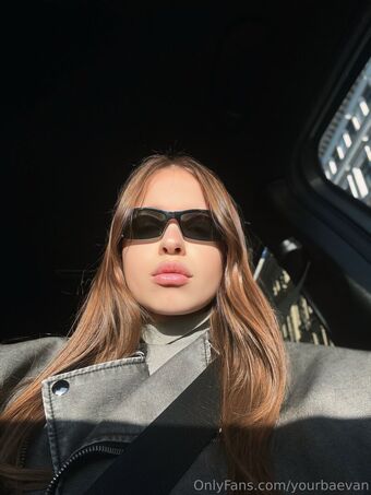 yourbaevan Голи Изтичания OnlyFans Снимки 16