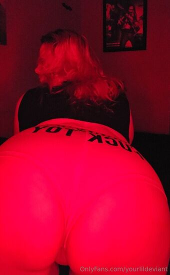 yourlildeviant Голи Изтичания OnlyFans Снимки 10