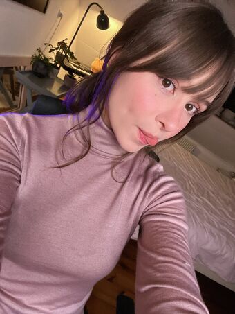 Yuli Голи Изтичания OnlyFans Снимки 163