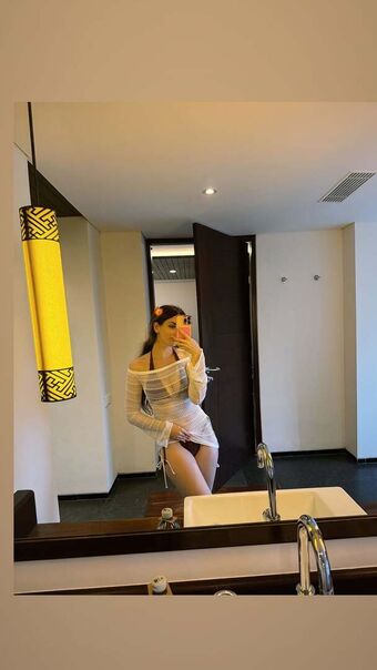 Zeling Голи Изтичания OnlyFans Снимки 22