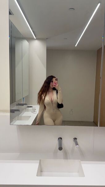 Zeling Голи Изтичания OnlyFans Снимки 23