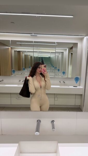 Zeling Голи Изтичания OnlyFans Снимки 24