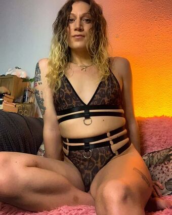 Zina Sofia Голи Изтичания OnlyFans Снимки 14