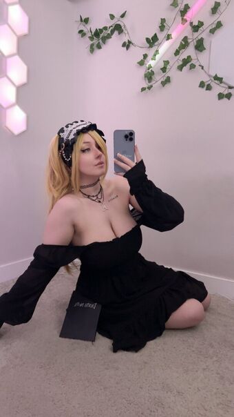 Zsofibtw Голи Изтичания OnlyFans Снимки 2